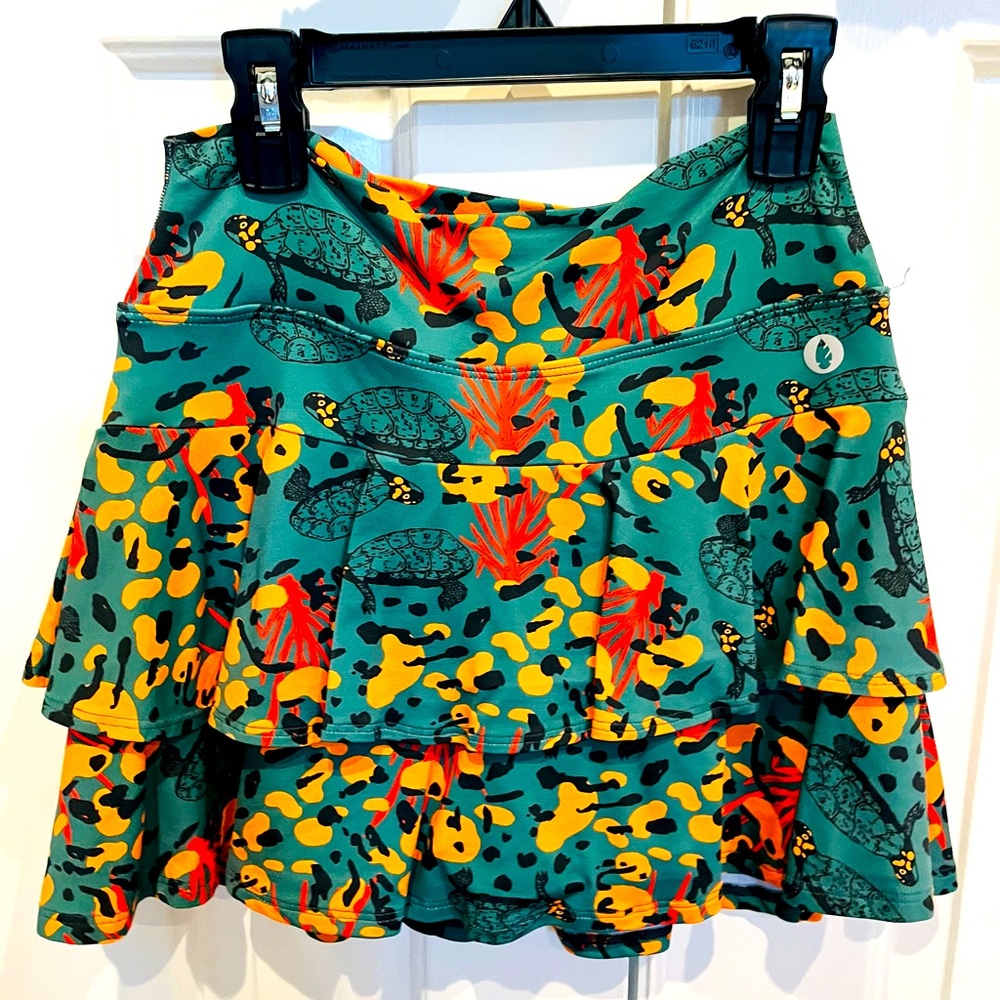 Dona Jo tennis skirt. Size XS. Great condition